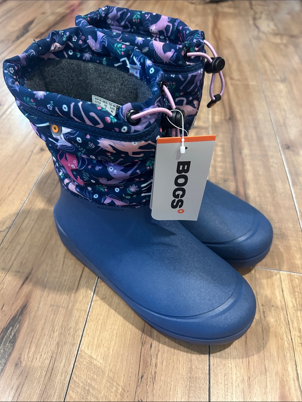 Bogs Unicorn Youth 7Y Snow Insulated Waterproof Boots Winter NWT